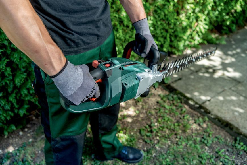 Аккумуляторный кусторез Metabo HS 18 LTX BL 65 каркас 601723850 фото