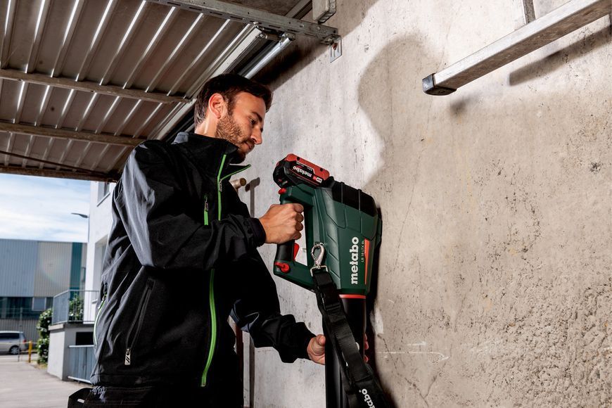 Аккумуляторная садовая воздуходувка Metabo LB 18 LTX BL 2х5.2 Ач 601607650 фото
