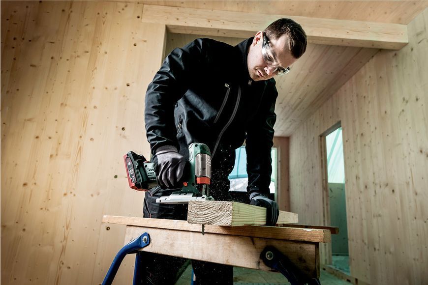 Аккумуляторный лобзик Metabo STA 18 LTX 100 1х4.0 Ач UA601002890 фото
