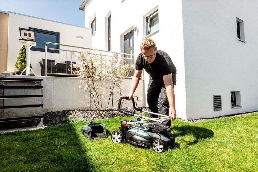 Аккумуляторная газонокосилка Metabo RM 36-18 LTX BL 36 каркас 601716850 фото