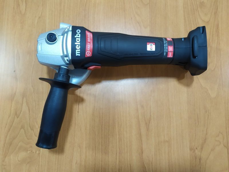Акумуляторна болгарка Metabo WB 18 LTX BL 125 Quick SE каркас 613090850 фото
