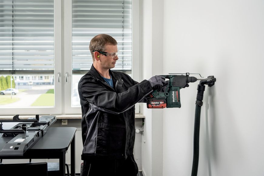 Акумуляторний перфоратор Metabo KH 18 LTX BL 24 2х4.0 Аг 2х5.5 Аг 601713660 фото