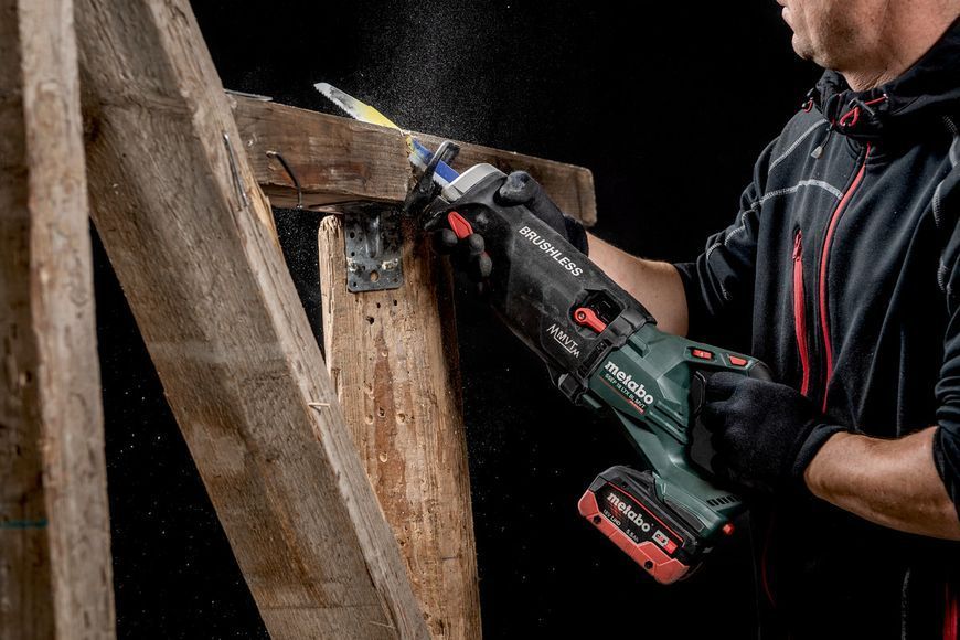 Акумуляторна шабельна пила Metabo SSEP 18 LTX BL MVT каркас 602258850 фото