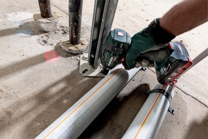 Аккумуляторный ударный гайковерт Metabo SSW 18 LTX 300 BL 2х5.2 Ач 602395650 фото