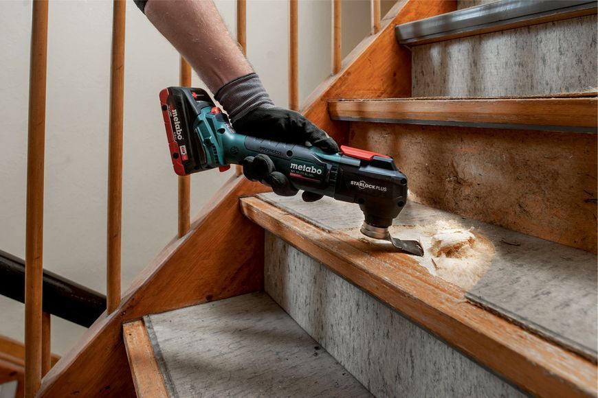 Акумуляторний багатофункціональний інструмент Metabo MT 18 LTX BL QSL каркас в кейсі 613088840 фото