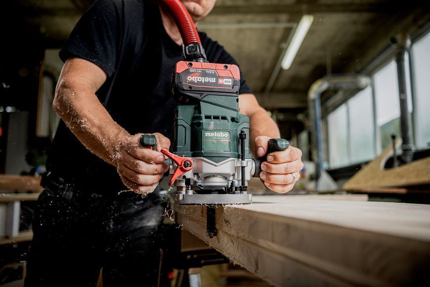 Аккумуляторный фрезер Metabo OFV 18 LTX BL 12 каркас в кейсе 601743840 фото