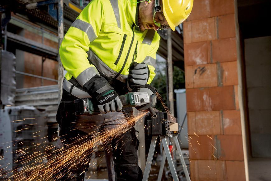 Аккумуляторная болгарка Metabo W 18 L BL 9-125 каркас в кейсе 602374840 фото