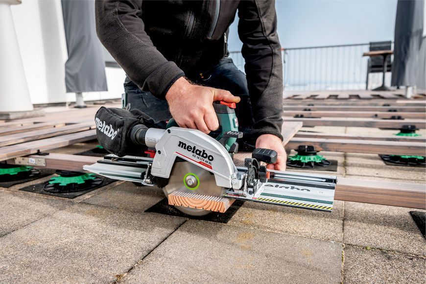 Аккумуляторная ручная дисковая пила Metabo KS 18 LTX 66 BL каркас в кейсе 611866840 фото