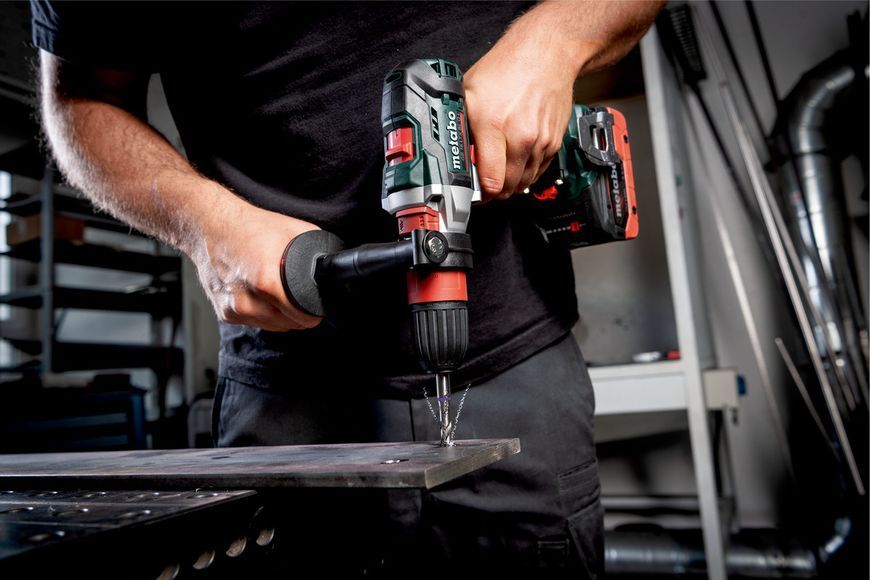 Аккумуляторный шуруповерт-резьбонарезчик Metabo GB 18 LTX BL Q I каркас в кейсе 602362840 фото