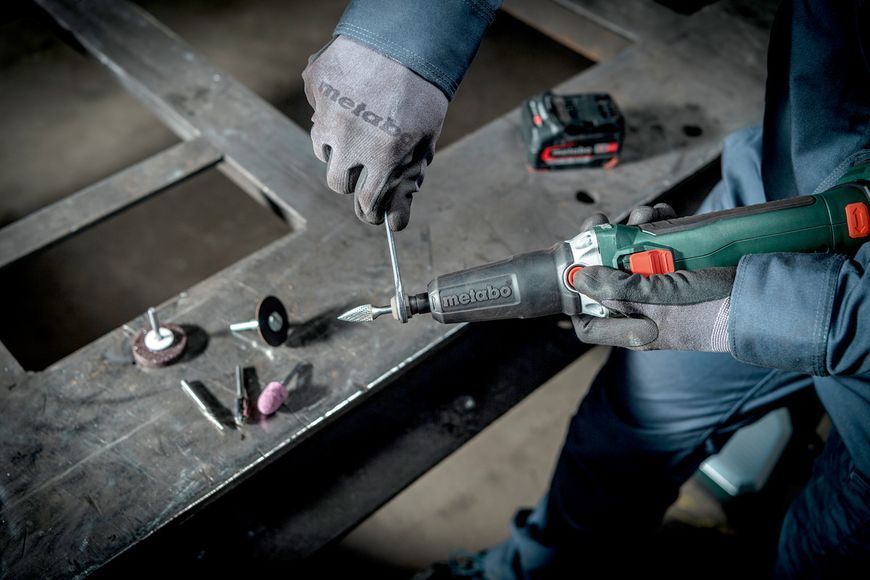 Аккумуляторная прямошлифовальная машина Metabo GVB 18 LTX BL 11-28 каркас в кейсе 600826840 фото