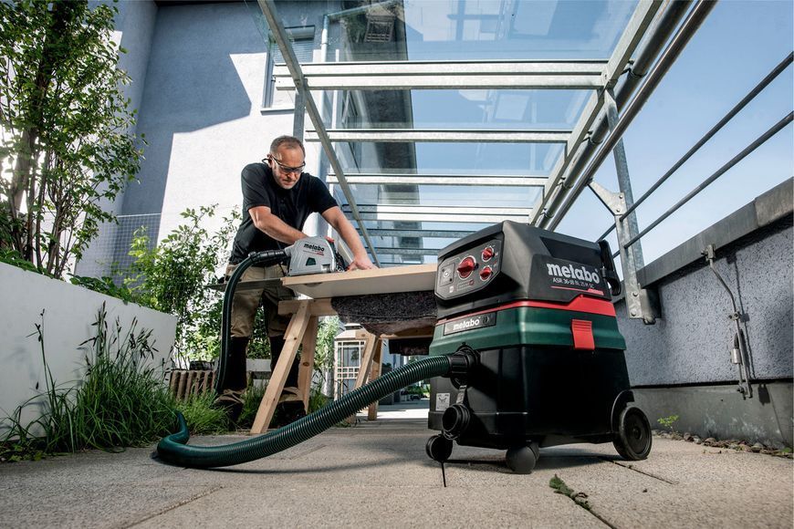 Акумуляторна занурювальна дискова пила Metabo KT 18 LTX 66 BL 2х8.0 Аг 601866810 фото