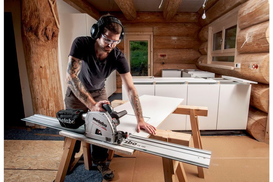 Акумуляторна занурювальна дискова пила Metabo KT 18 LTX 66 BL каркас в кейсі 601866840 фото