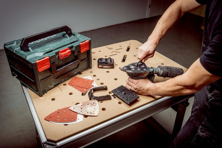 Акумуляторна багатофункціональна шліфувальна машина Metabo SM 18 LTX BL каркас в кейсі 602089840 фото