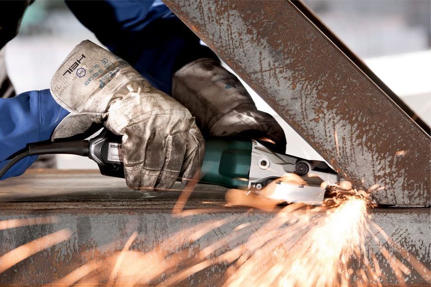 Болгарка с плоским редуктором Metabo WEF 9-125 Quick 613060000 фото
