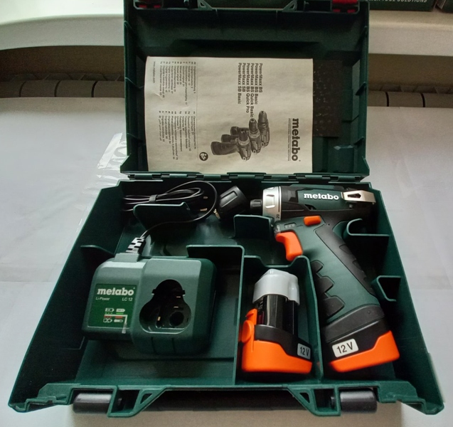 Аккумуляторная дрель-шуруповерт Metabo PowerMaxx BS Basic 2х2.0 Ач в мини кейсе 600984500 фото