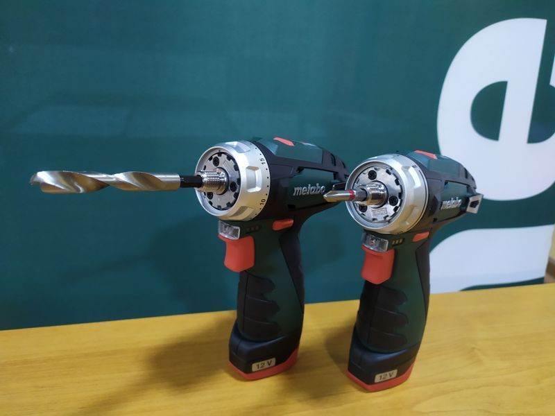 Аккумуляторная дрель-шуруповерт Metabo PowerMaxx BS Basic 2х2.0 Ач в мини кейсе 600984500 фото